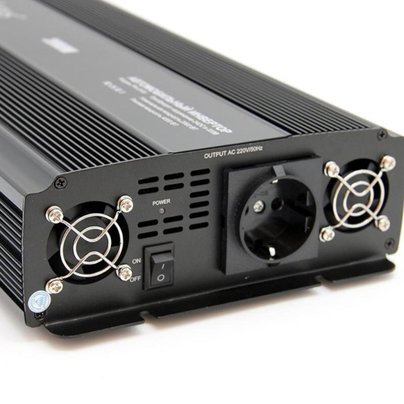 Автомобильный инвертор Eplutus PW-2000