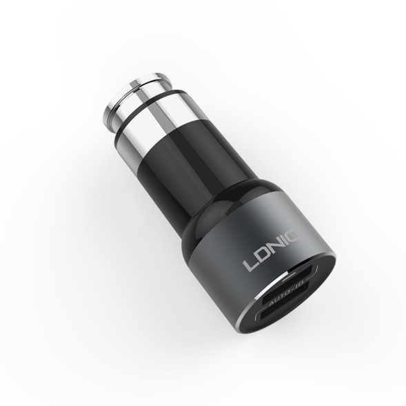 Автомобильная зарядка LDNIO C303